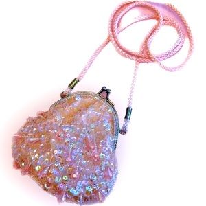 HOST PICK 🥳 Vintage 90s Bead Sequins clutch clam purse cross body satin strap